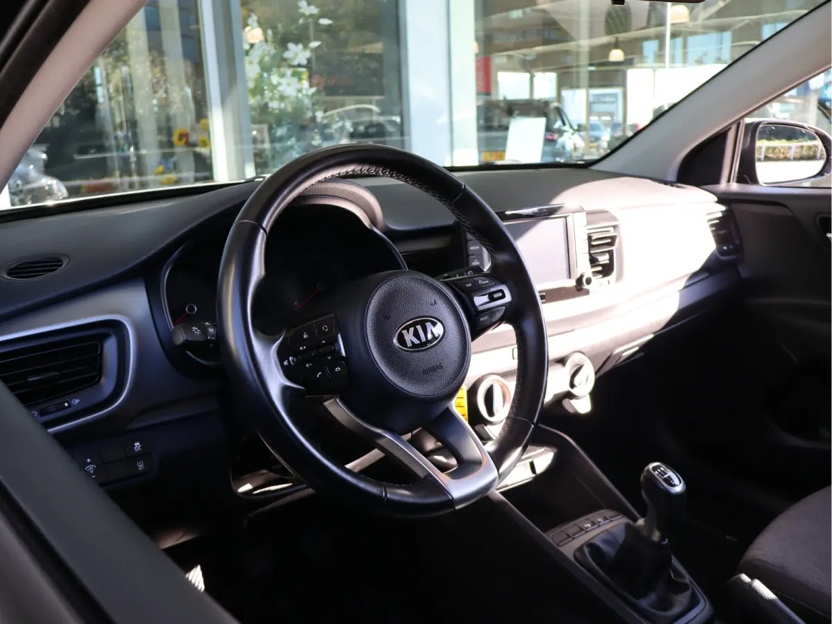 1.0 T-GDi DynamicLine Airco / Camera / Navi / Cruise / LM-Velgen