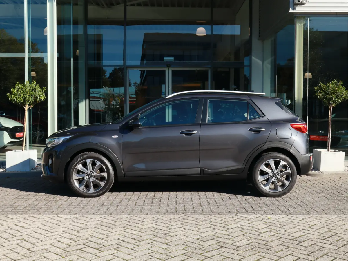 1.0 T-GDi DynamicLine Airco / Camera / Navi / Cruise / LM-Velgen