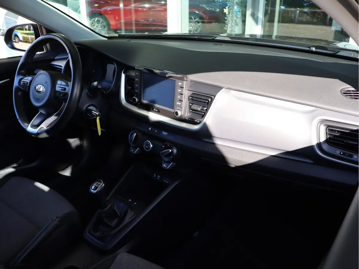 1.0 T-GDi DynamicLine Airco / Camera / Navi / Cruise / LM-Velgen