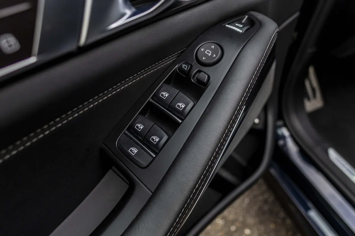 xDrive50e M-Pakket Alcantara hemel