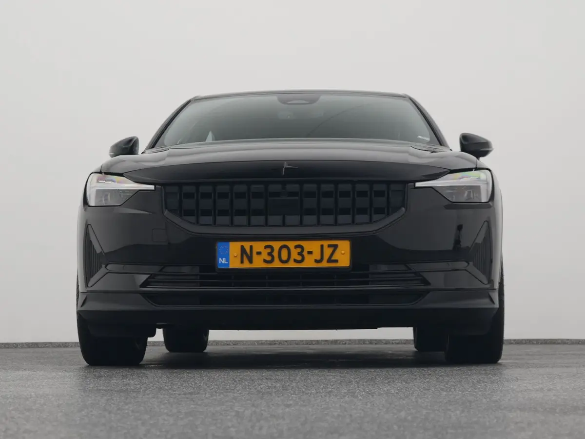 Standard Range Single Motor 63 kWh | KEYLESS | STOELVERW.