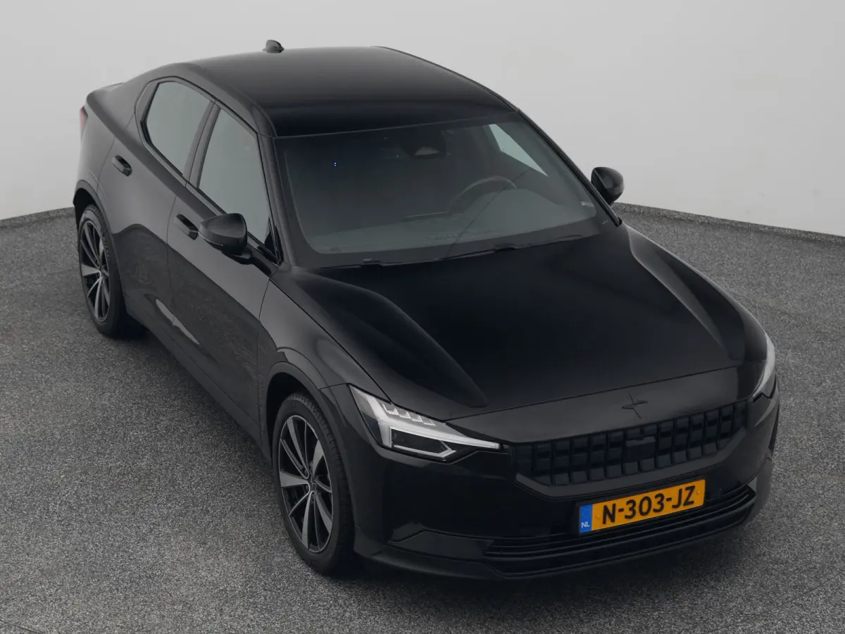 Standard Range Single Motor 63 kWh | KEYLESS | STOELVERW.