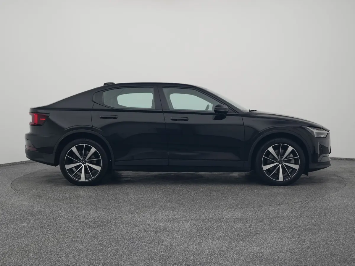 Standard Range Single Motor 63 kWh | KEYLESS | STOELVERW.