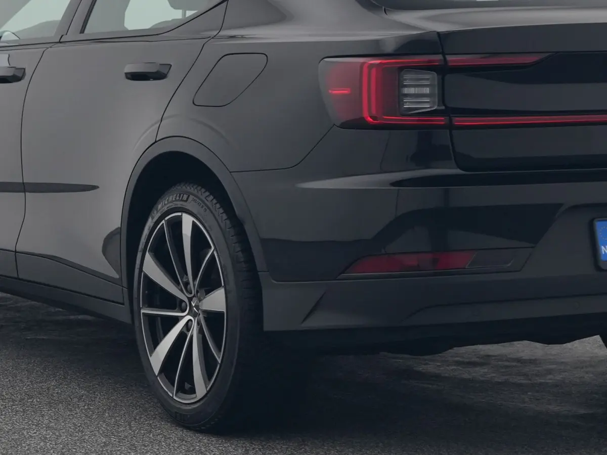 Standard Range Single Motor 63 kWh | KEYLESS | STOELVERW.