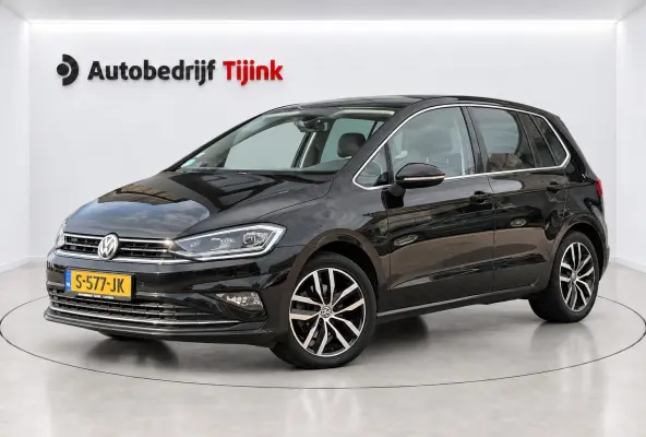 1.5 TSI ACT Highline | Automaat | LED | Trekhaak | ACC | Navi | Stoelverwarming | Park Assist | Camera |