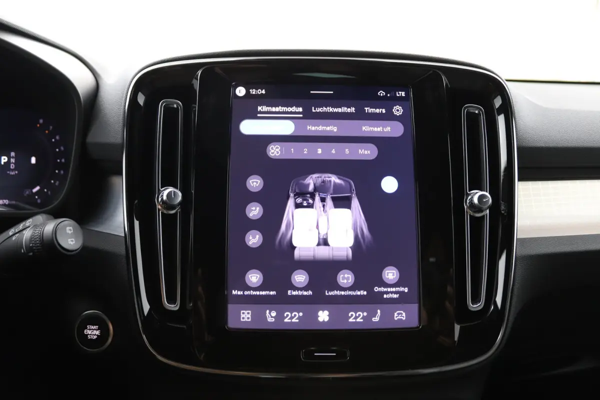 2.0 B4 Plus Dark | Trekhaak | Camera | Stoelverwarming | CarPlay/Android Auto | Harman/Kardon | Elek. Stoelen | BLIS | Adaptive Cruise