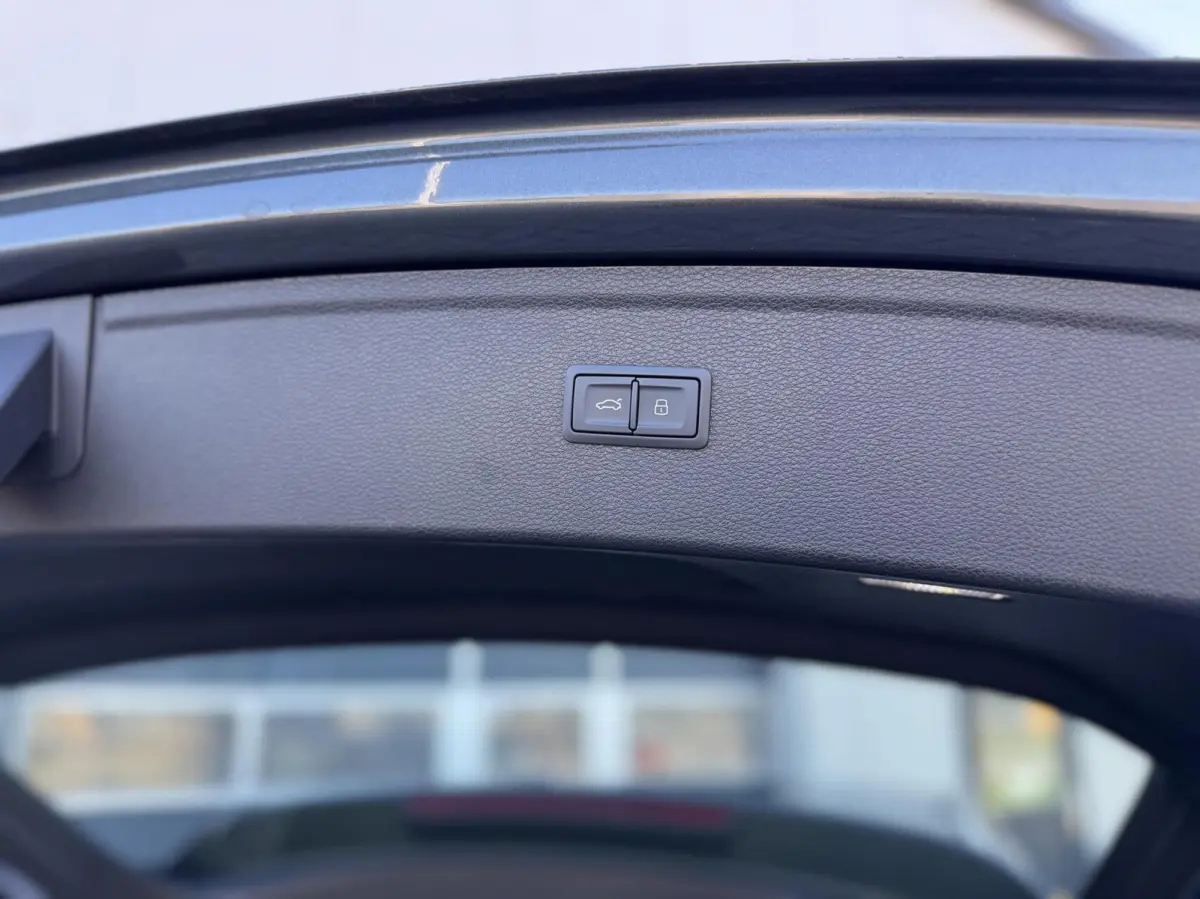 55 TFSI E Quattro Competition SOH 94%| Digital Cockpit | Geruit Leder | Full LED | CarPlay | Climate | Navigatie | Adaptive Cruise