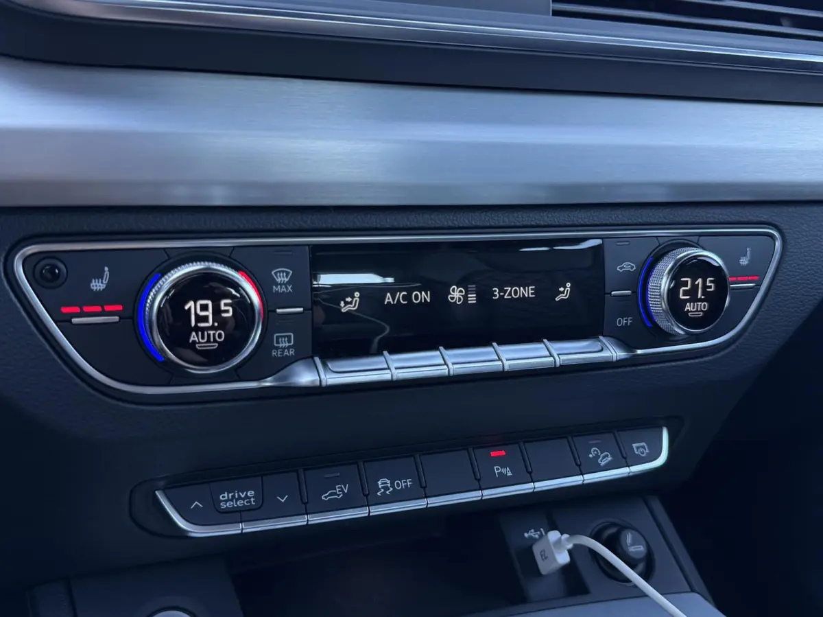 55 TFSI E Quattro Competition SOH 94%| Digital Cockpit | Geruit Leder | Full LED | CarPlay | Climate | Navigatie | Adaptive Cruise