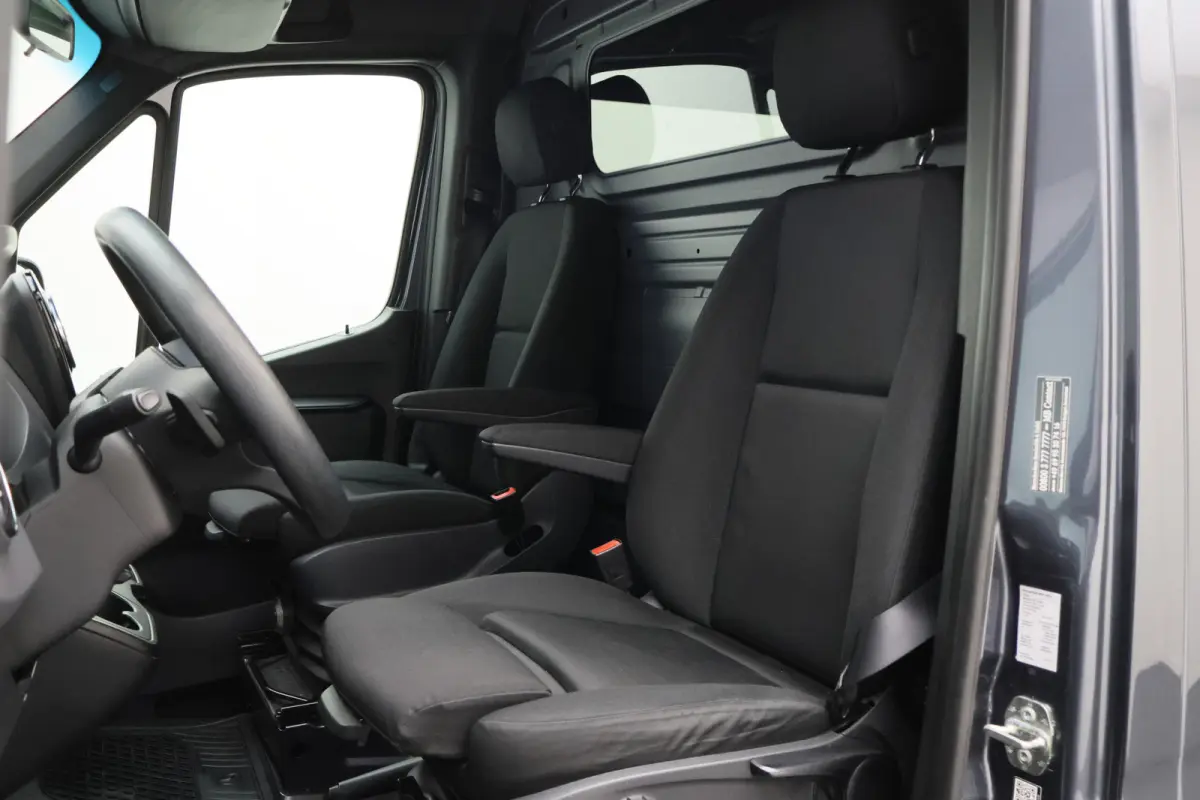 519 3.0 CDI V6 AUT. L2H2 N1 Airco, Camera, Stoelverwarming, Cruise, Apple Carplay, LED, Trekhaak