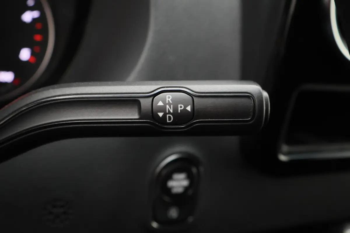519 3.0 CDI V6 AUT. L2H2 N1 Airco, Camera, Stoelverwarming, Cruise, Apple Carplay, LED, Trekhaak