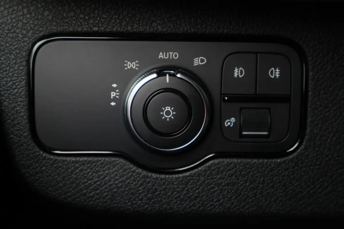 519 3.0 CDI V6 AUT. L2H2 N1 Airco, Camera, Stoelverwarming, Cruise, Apple Carplay, LED, Trekhaak