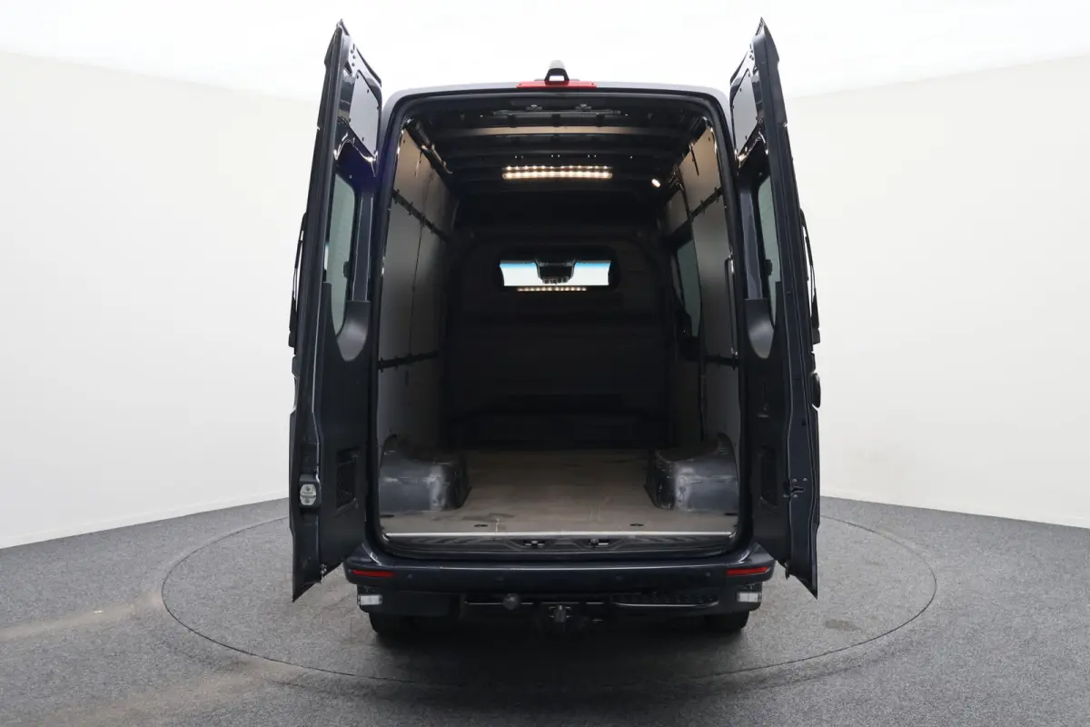 519 3.0 CDI V6 AUT. L2H2 N1 Airco, Camera, Stoelverwarming, Cruise, Apple Carplay, LED, Trekhaak