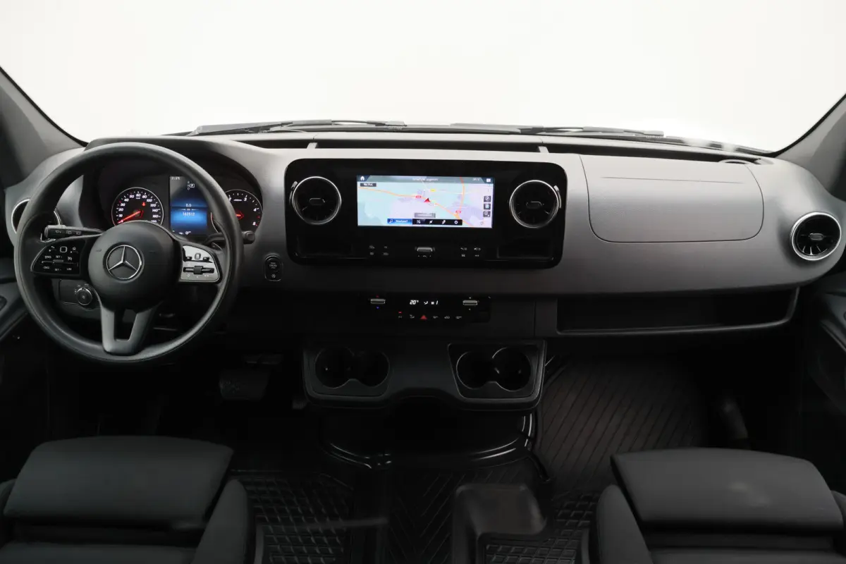 519 3.0 CDI V6 AUT. L2H2 N1 Airco, Camera, Stoelverwarming, Cruise, Apple Carplay, LED, Trekhaak