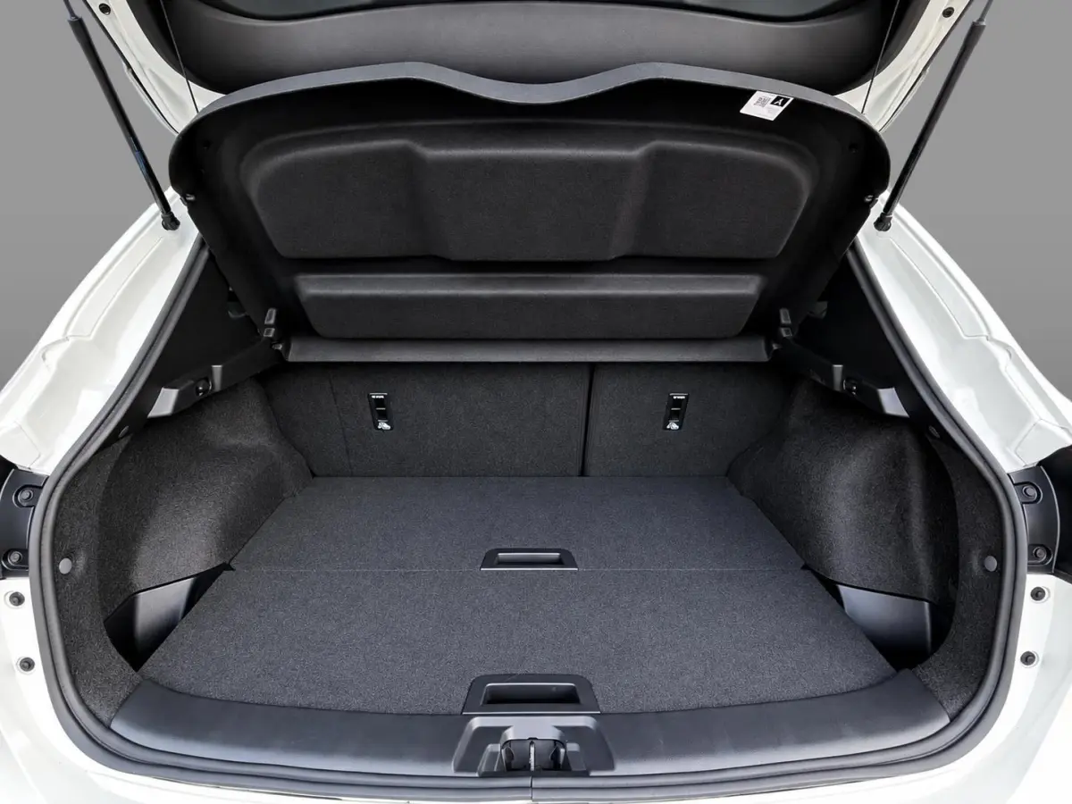 1.3 DIG-T Tekna Black Edition | Panoramadak | Adaptive Cruise Control | Dealeronderhouden | Stoelverwarming | 360° | Dodehoek | Apple & Android |