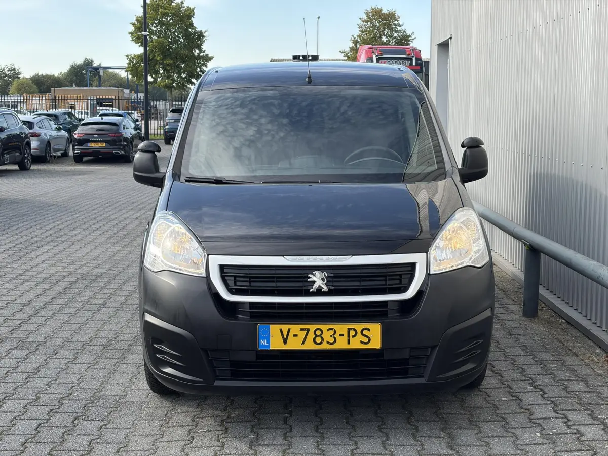 120 1.6 BlueHDi 75 L1*MARGE*HAAK*A/C*CRUISE*TEL*