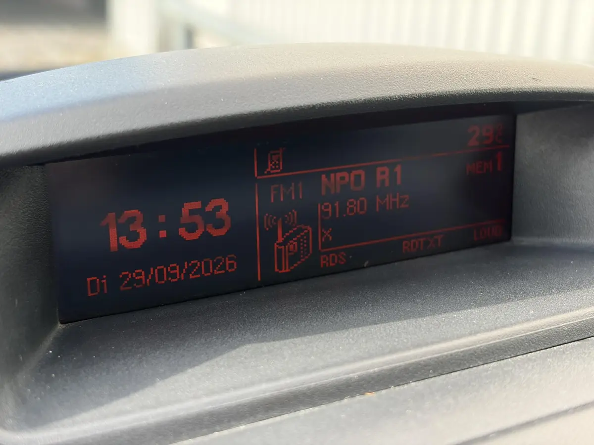 120 1.6 BlueHDi 75 L1*MARGE*HAAK*A/C*CRUISE*TEL*