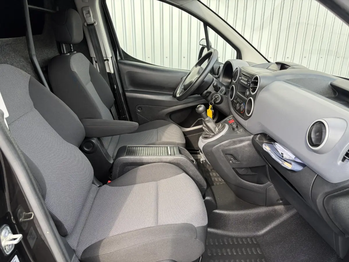 120 1.6 BlueHDi 75 L1*MARGE*HAAK*A/C*CRUISE*TEL*