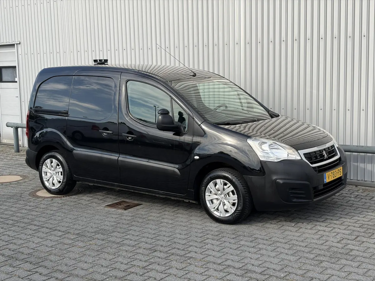 120 1.6 BlueHDi 75 L1*MARGE*HAAK*A/C*CRUISE*TEL*
