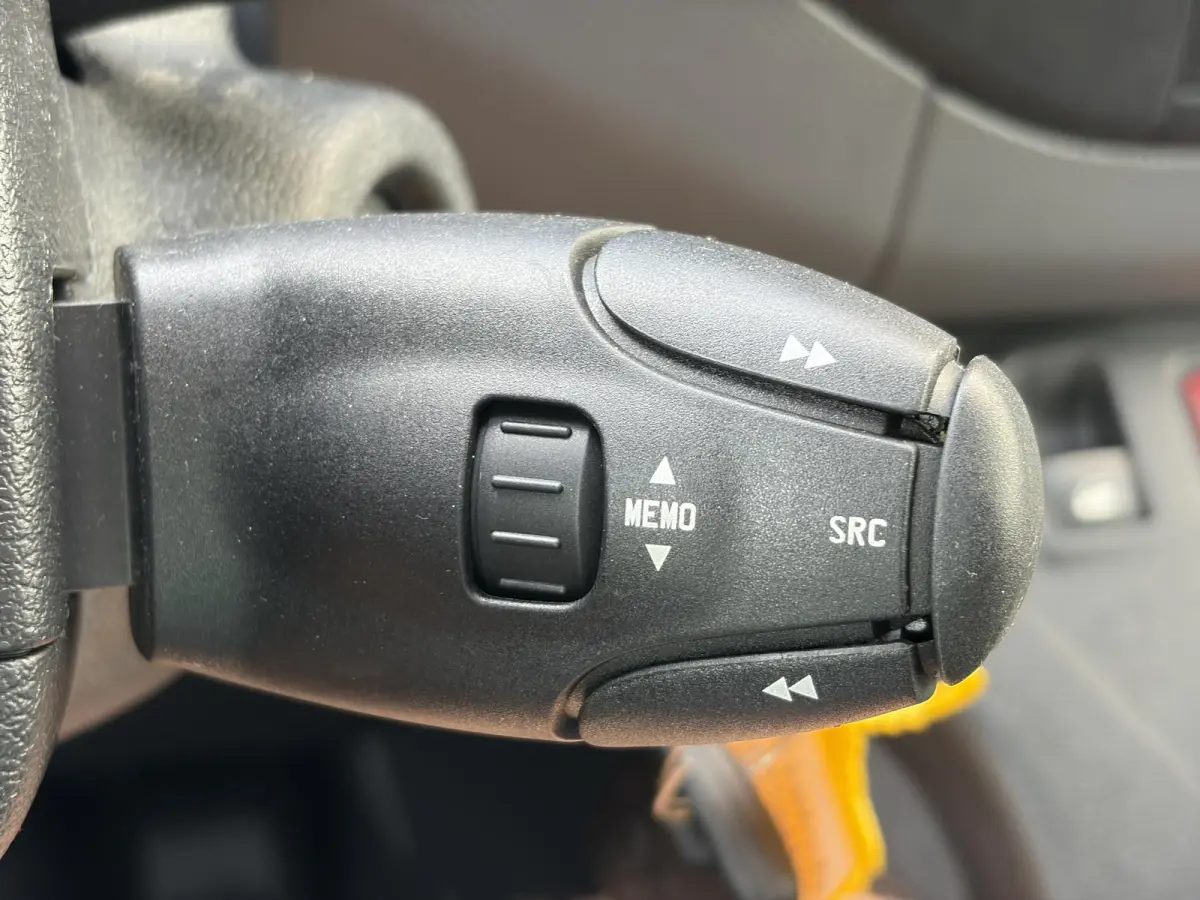 120 1.6 BlueHDi 75 L1*MARGE*HAAK*A/C*CRUISE*TEL*
