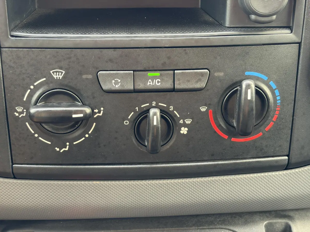 120 1.6 BlueHDi 75 L1*MARGE*HAAK*A/C*CRUISE*TEL*