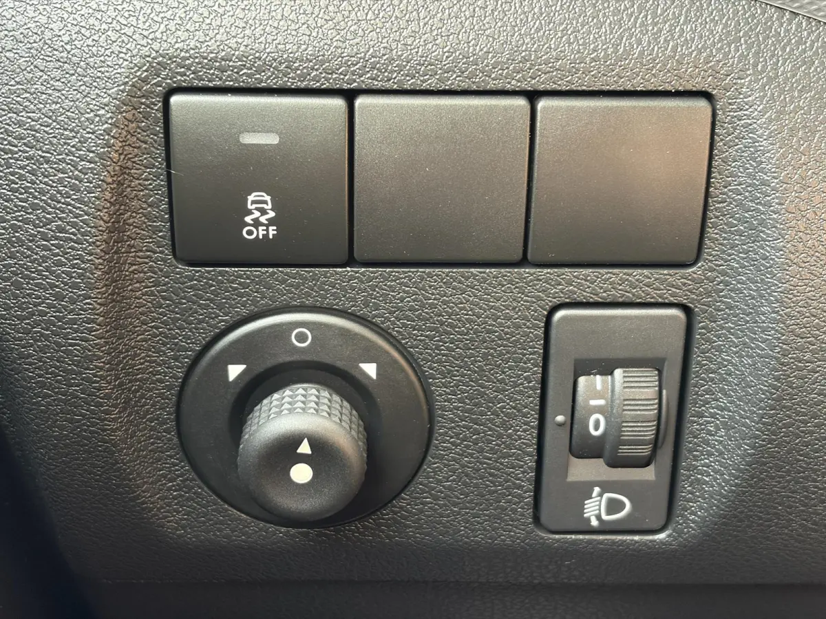 120 1.6 BlueHDi 75 L1*MARGE*HAAK*A/C*CRUISE*TEL*