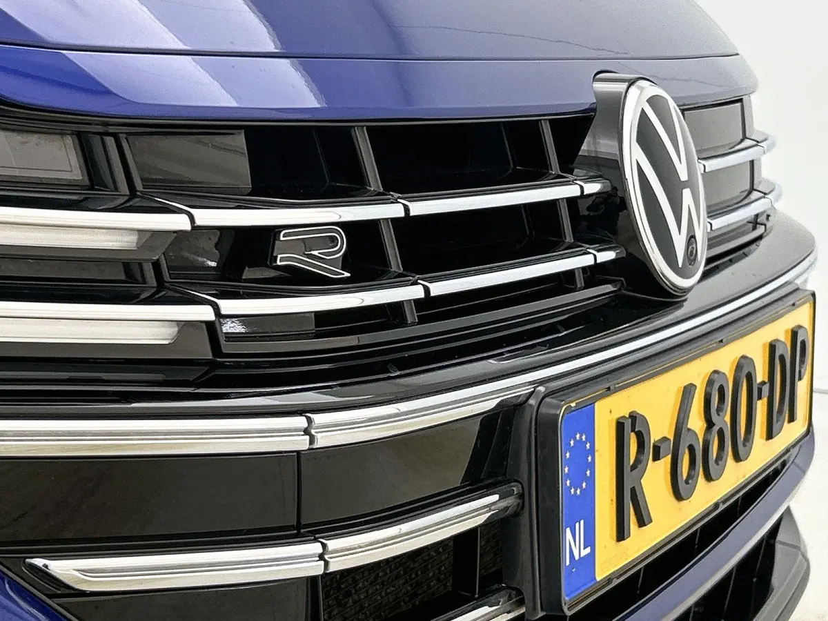 1.4 TSI eHybrid R-Line Business+ | Automaat | Trekhaak | Panorama dak | Stoel/stuurverwarming | Airco | 360 Camera | Navigatie |