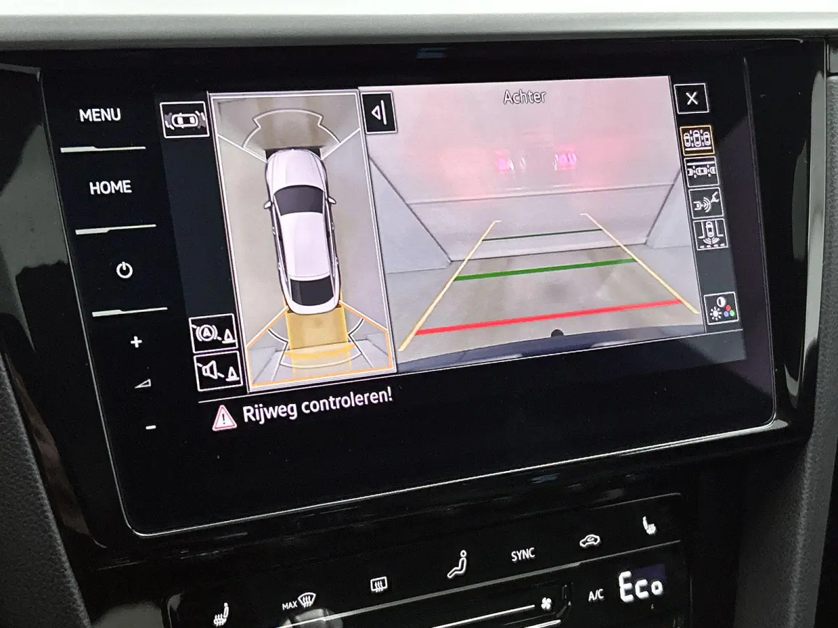 1.4 TSI eHybrid R-Line Business+ | Automaat | Trekhaak | Panorama dak | Stoel/stuurverwarming | Airco | 360 Camera | Navigatie |