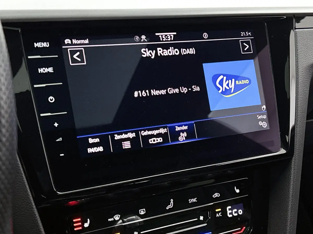 1.4 TSI eHybrid R-Line Business+ | Automaat | Trekhaak | Panorama dak | Stoel/stuurverwarming | Airco | 360 Camera | Navigatie |