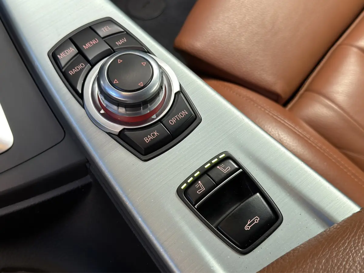 420i Centennial High Executive|M-Sport|Stoel/Nekverwarming|Cognac
