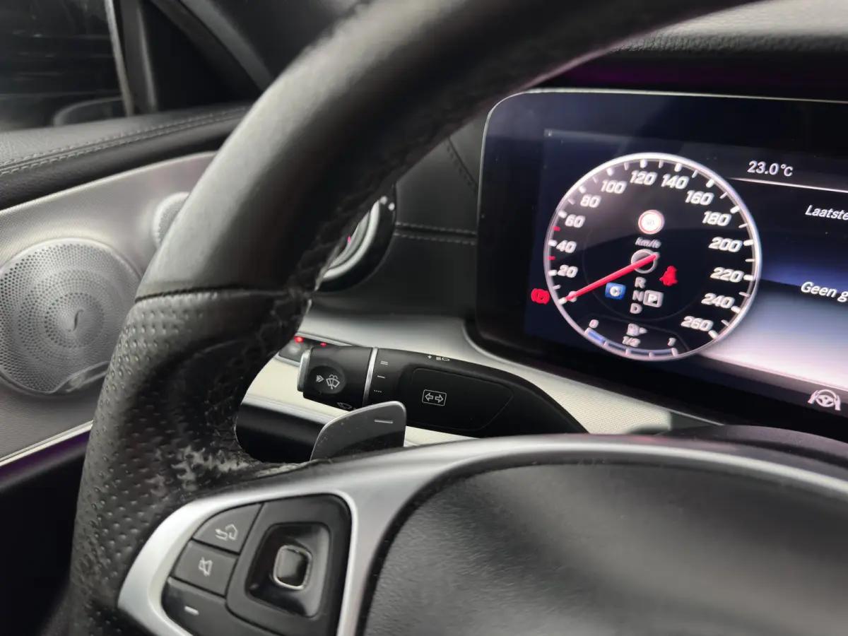 220 d AMG-Styling Premium Plus Aut. *PANO | LEATHER-MICROFIBRE | BURMESTER | ADAPTIVE-CRUISE | BLINDSPOT | MULTIBEAM-LED | MEMORY-PACK | TOPVIEW | KEYLESS | HEATED-SPORTSEATS | WIDESCREEN | 