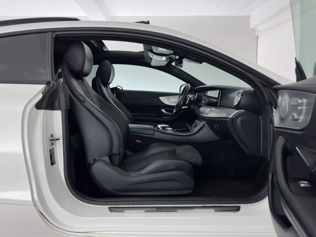 220 d AMG-Styling Premium Plus Aut. *PANO | LEATHER-MICROFIBRE | BURMESTER | ADAPTIVE-CRUISE | BLINDSPOT | MULTIBEAM-LED | MEMORY-PACK | TOPVIEW | KEYLESS | HEATED-SPORTSEATS | WIDESCREEN | 