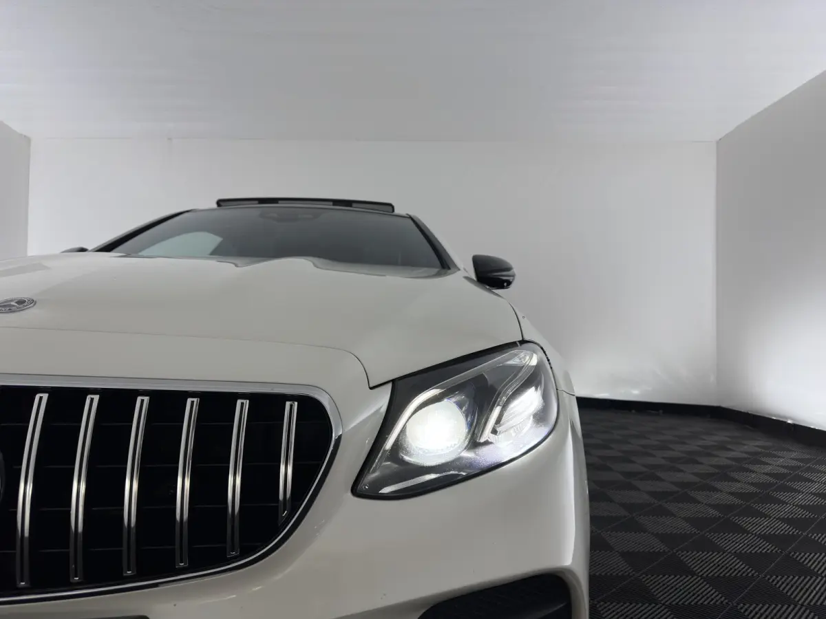 220 d AMG-Styling Premium Plus Aut. *PANO | LEATHER-MICROFIBRE | BURMESTER | ADAPTIVE-CRUISE | BLINDSPOT | MULTIBEAM-LED | MEMORY-PACK | TOPVIEW | KEYLESS | HEATED-SPORTSEATS | WIDESCREEN | 