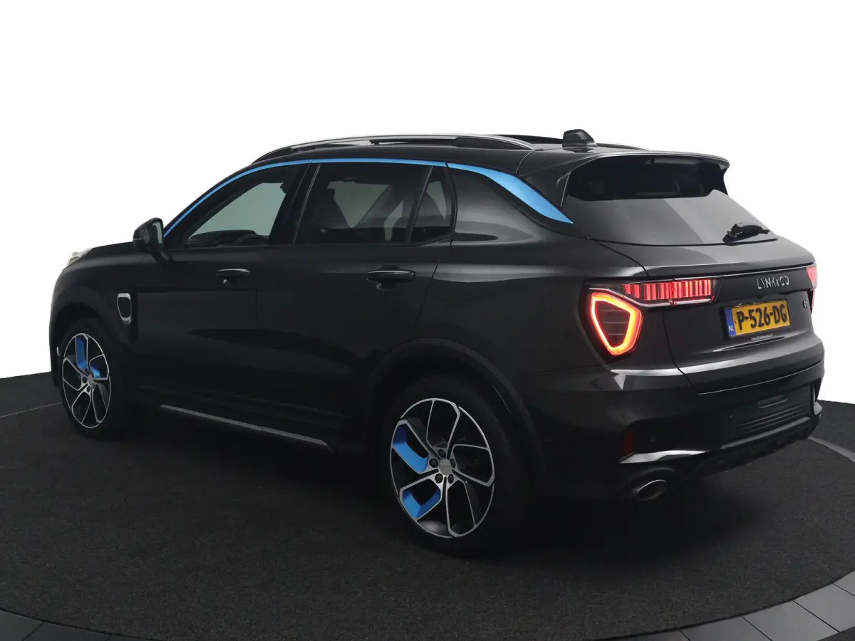 1.5*PLUG-IN*NAVI*PANO*CAM*ACC*CARPLAY*ECC*LED*