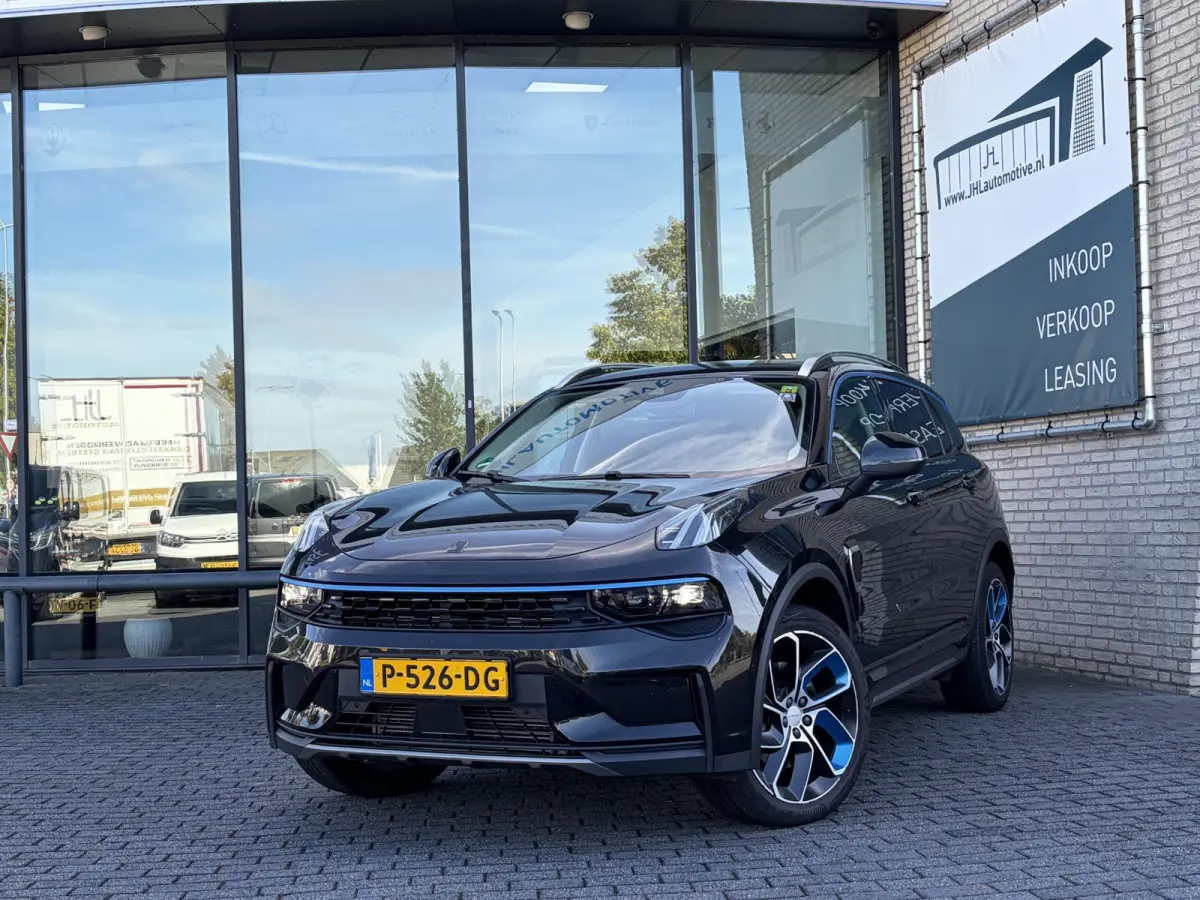 1.5*PLUG-IN*NAVI*PANO*CAM*ACC*CARPLAY*ECC*LED*