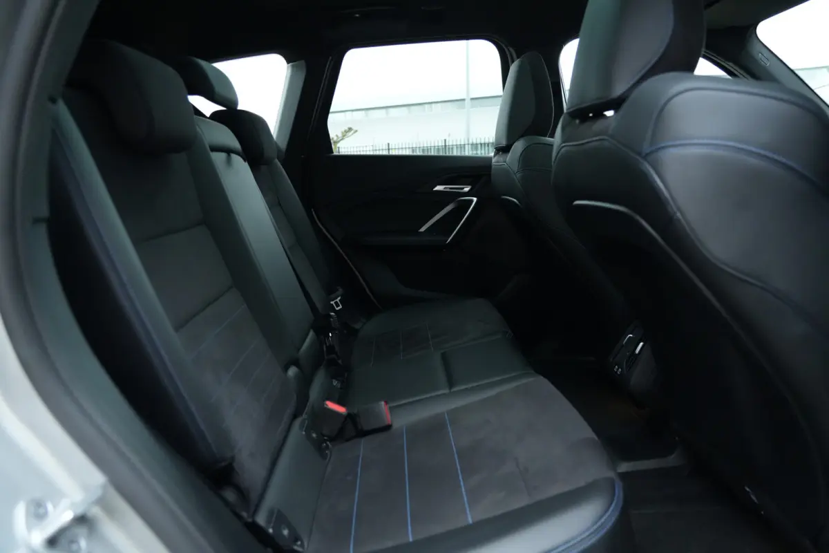 xDrive25e M Sport | 245PK | Pano | HUD | 360° | 20" | Keyless | Premium Pack | Travel Pack | BMW X1 xDrive25e M Sport 245 PK Plug-in Hybrid met 1.5 driecilinder, panoramadak, Head-Up Displa