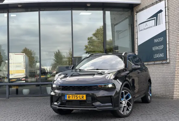 1.5*PLUG-IN*NAVI*PANO*CAM*ACC*CARPLAY*ECC*LED*