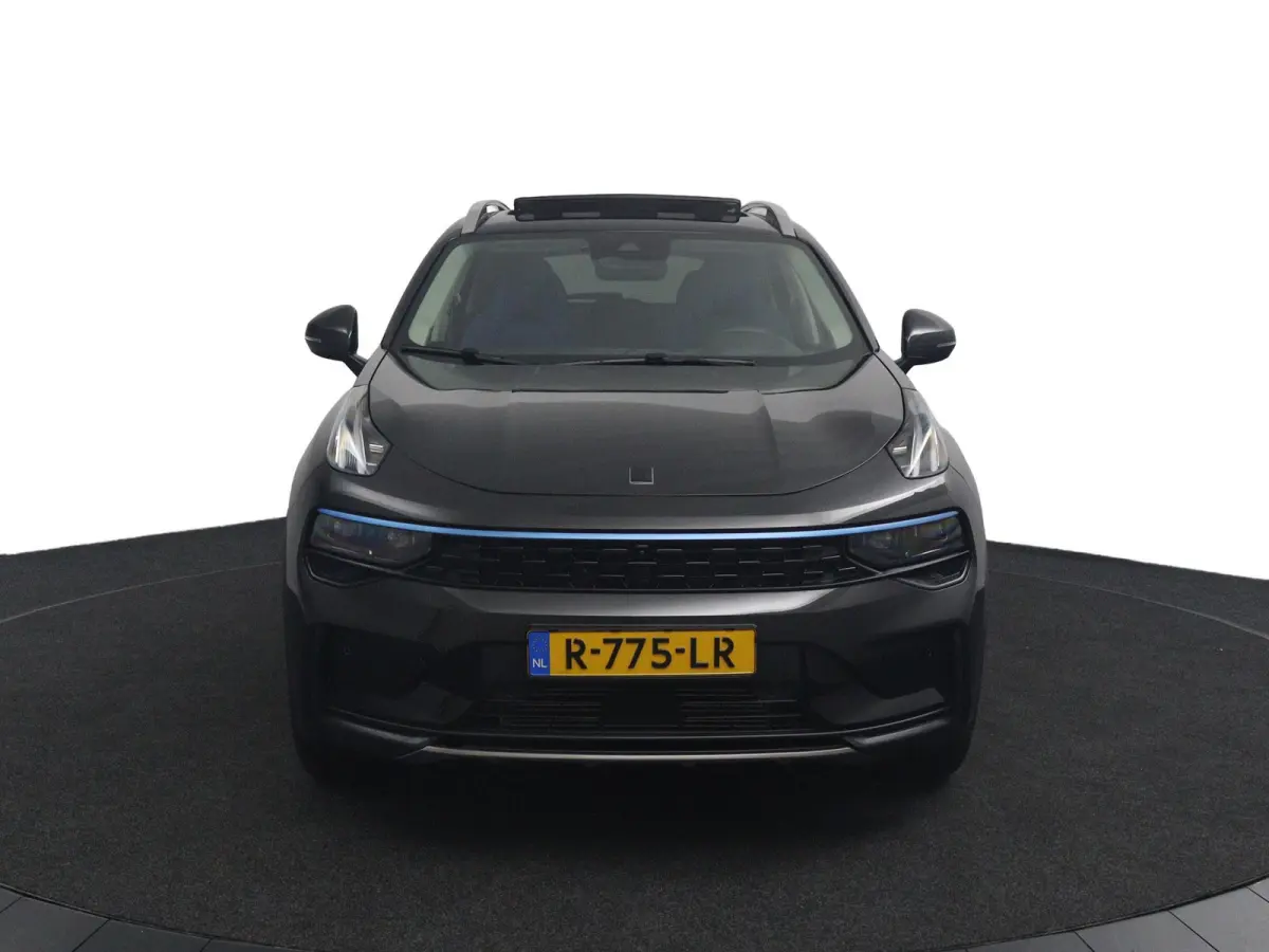 1.5*PLUG-IN*NAVI*PANO*CAM*ACC*CARPLAY*ECC*LED*