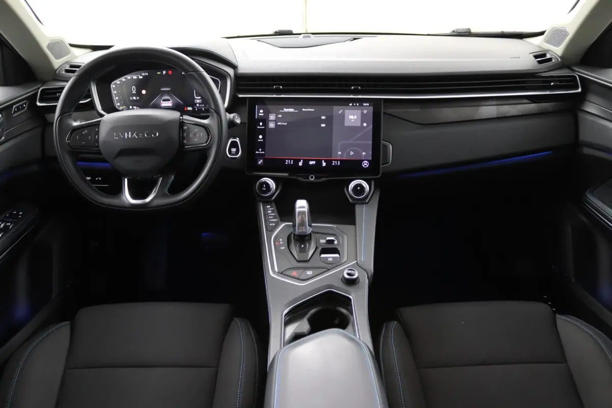 1.5*PLUG-IN*NAVI*PANO*CAM*ACC*CARPLAY*ECC*LED*
