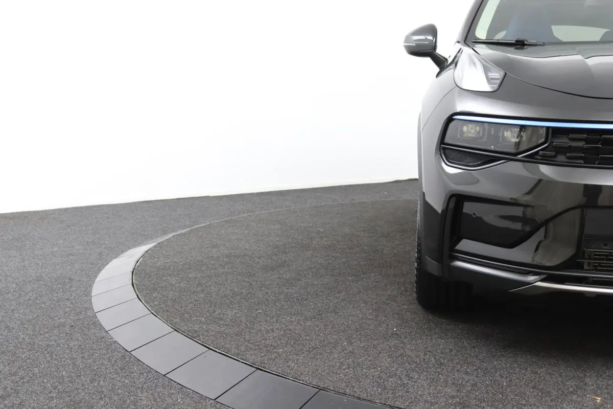 1.5*PLUG-IN*NAVI*PANO*CAM*ACC*CARPLAY*ECC*LED*