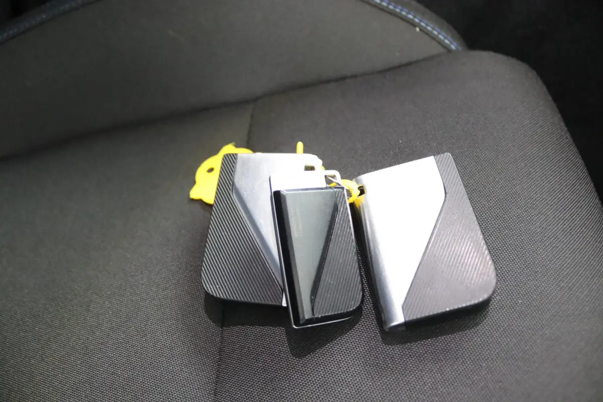 1.5*PLUG-IN*NAVI*PANO*CAM*ACC*CARPLAY*ECC*LED*