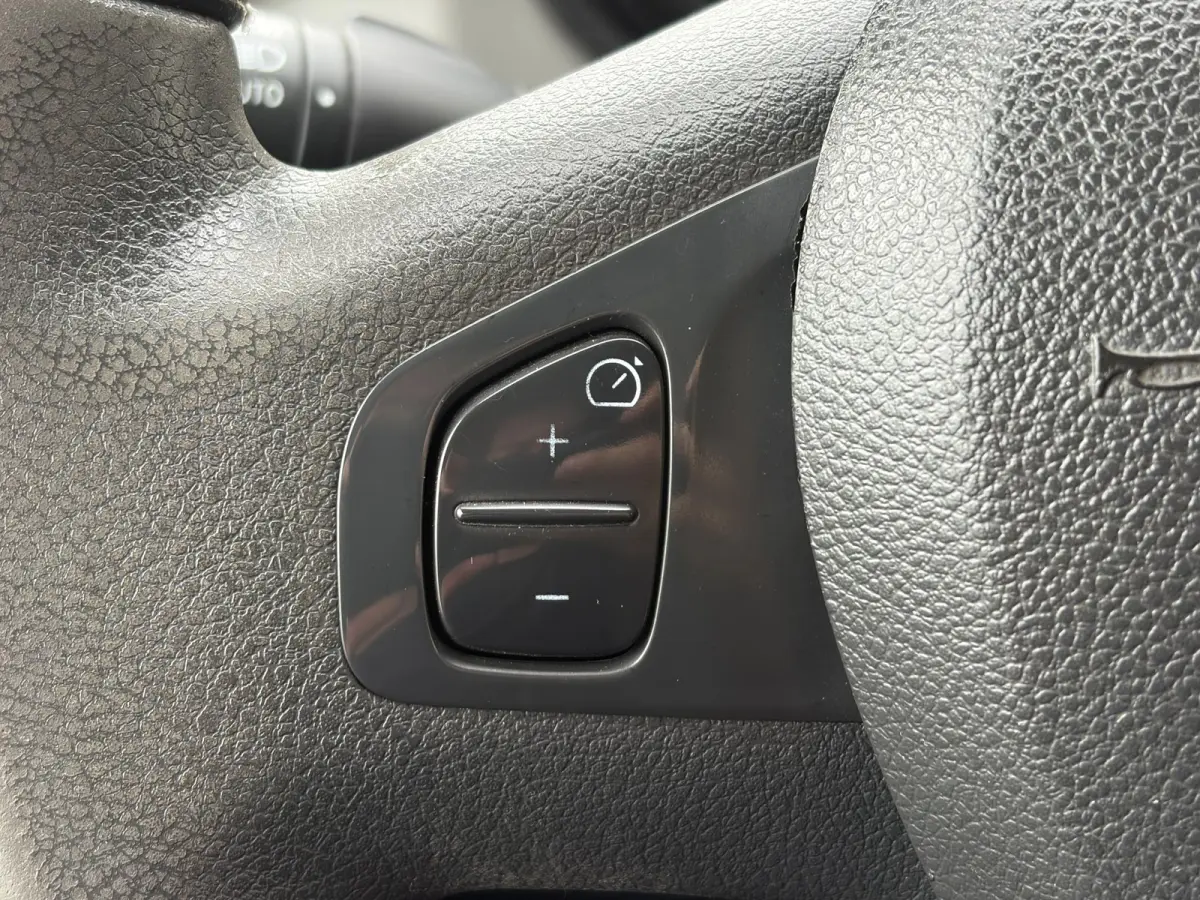 1.6 dCi L2H1 Luxe*3PERS*HAAK*CRUISE*A/C*TEL*LMV*