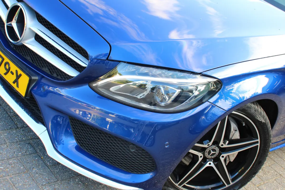 180 Sport Edition | AFN TREKHAAK | CAMERA | AMG STYLING | ELEKTS STOELEN | STOELVERWARMING | NAVI