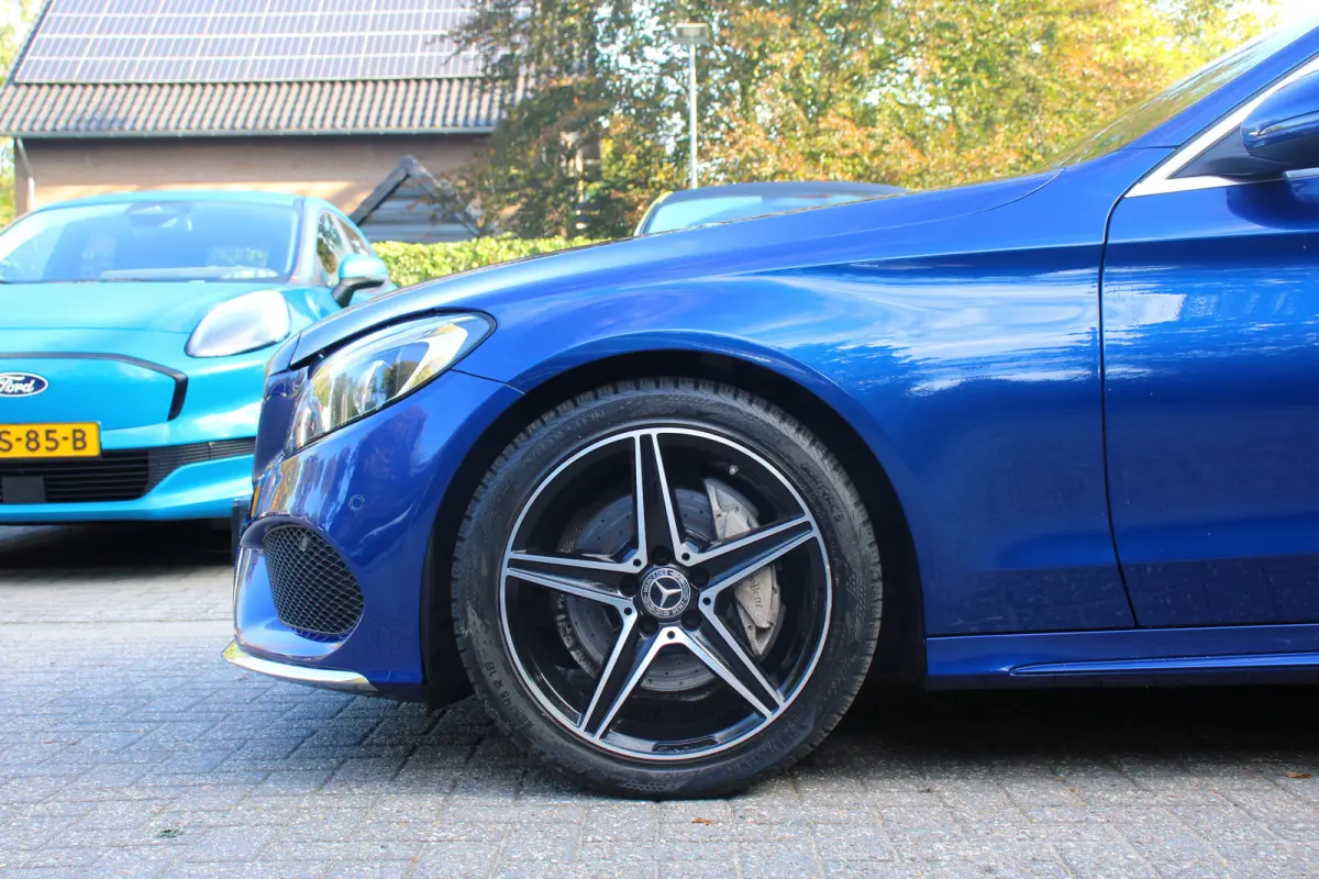 180 Sport Edition | AFN TREKHAAK | CAMERA | AMG STYLING | ELEKTS STOELEN | STOELVERWARMING | NAVI