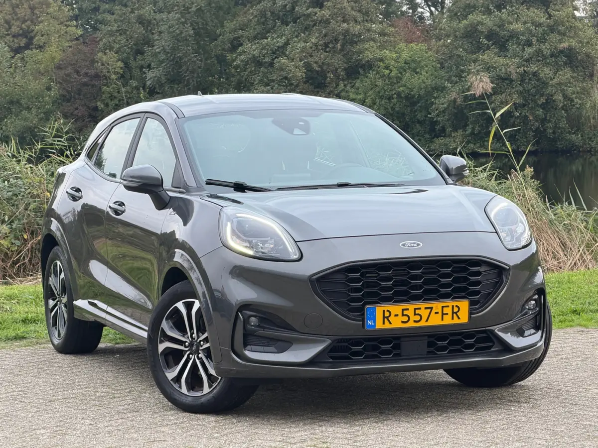 1.0 EcoBoost ST-Line - Magnetic Grey - Virtual/Winterpakket/Carplay