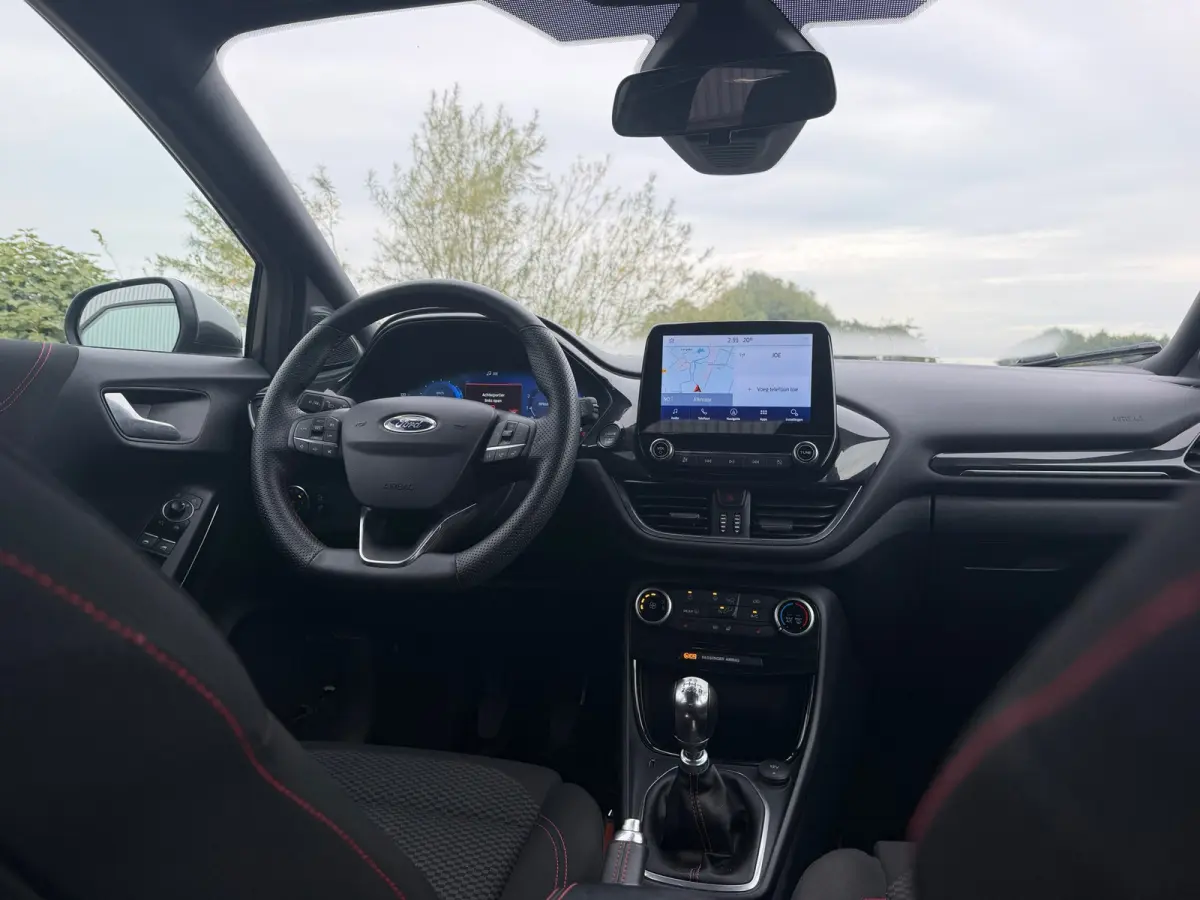 1.0 EcoBoost ST-Line - Magnetic Grey - Virtual/Winterpakket/Carplay
