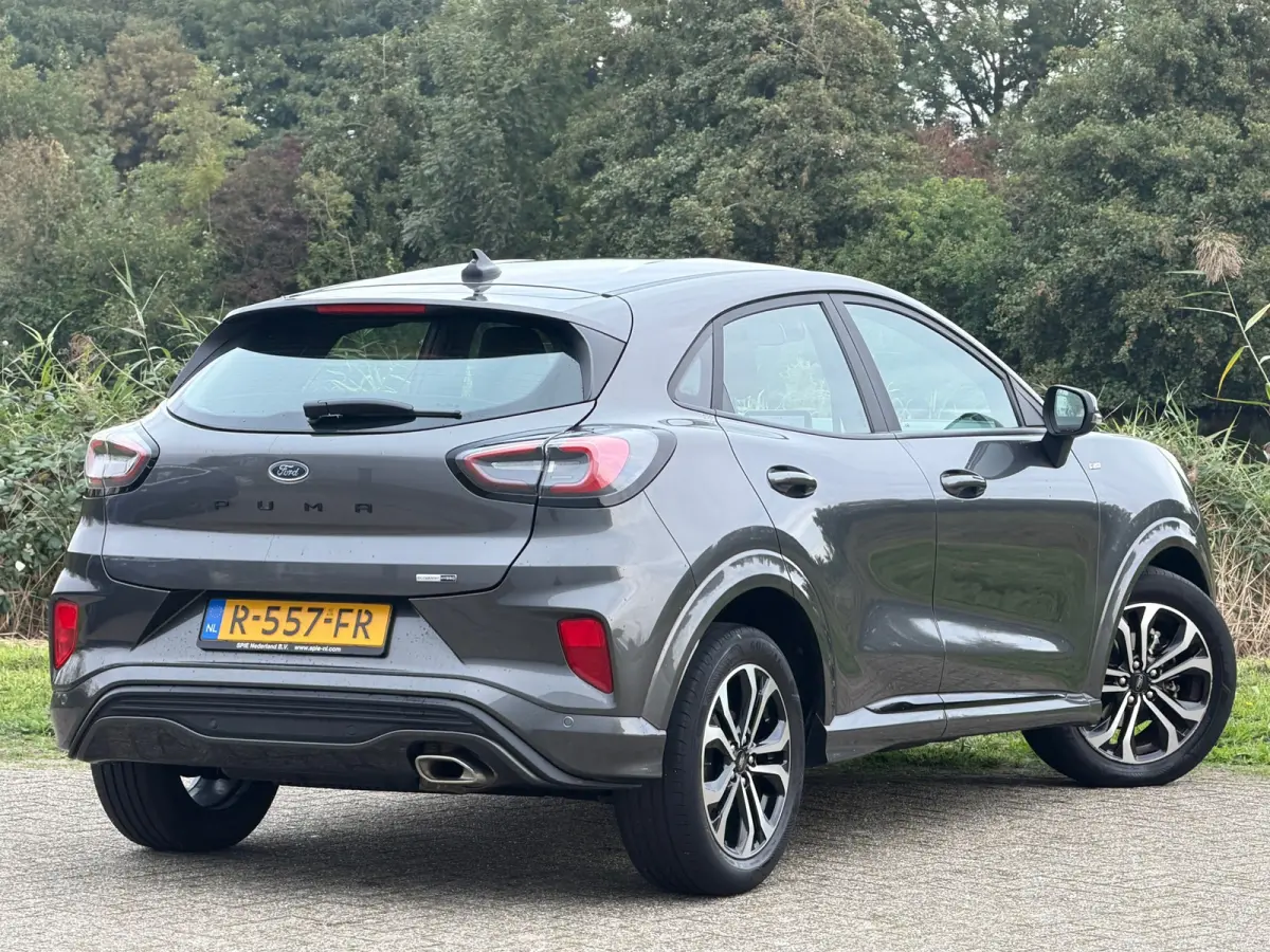 1.0 EcoBoost ST-Line - Magnetic Grey - Virtual/Winterpakket/Carplay