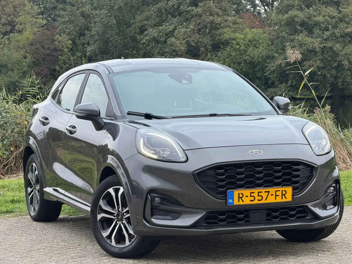 1.0 EcoBoost ST-Line - Magnetic Grey - Virtual/Winterpakket/Carplay
