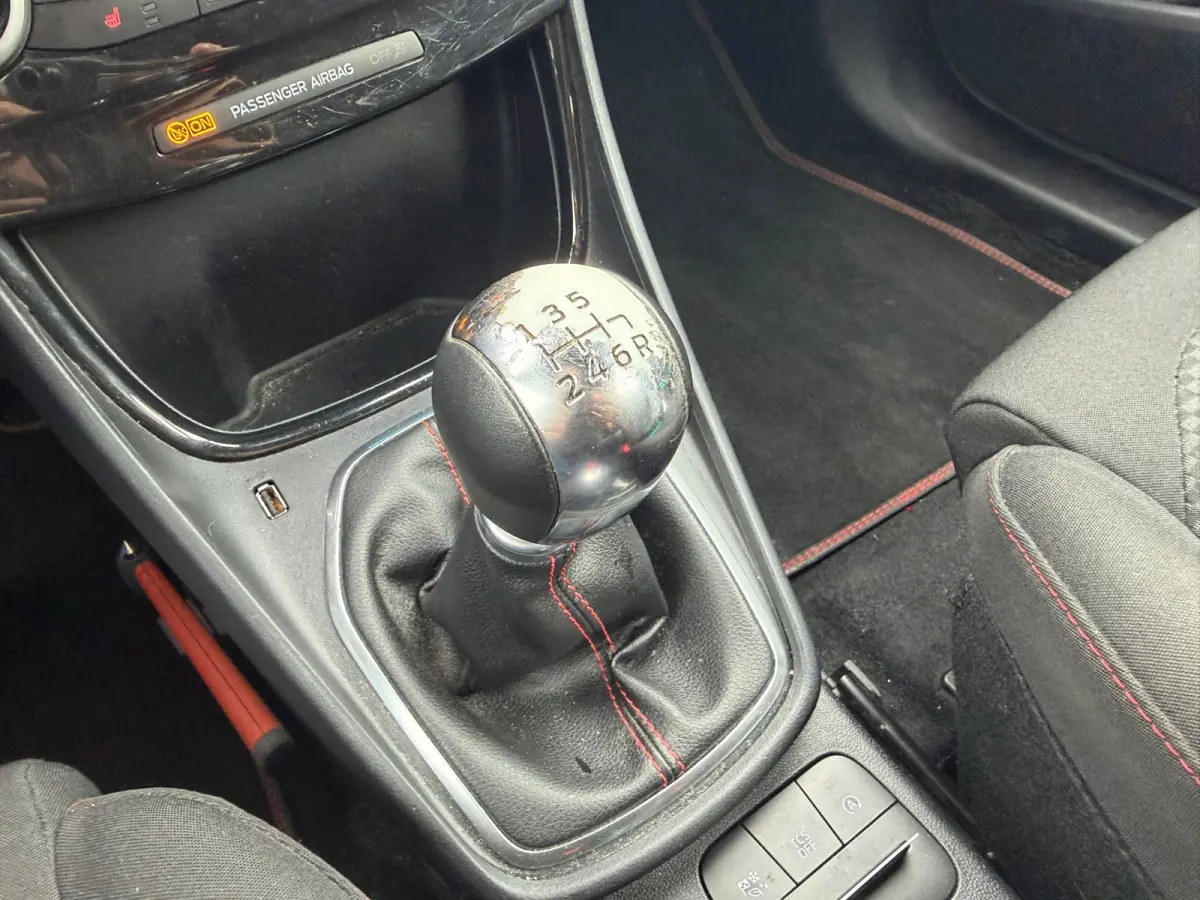 1.0 EcoBoost ST-Line - Magnetic Grey - Virtual/Winterpakket/Carplay