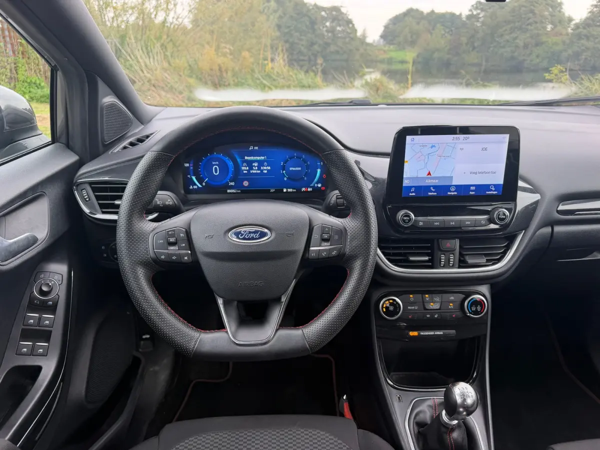 1.0 EcoBoost ST-Line - Magnetic Grey - Virtual/Winterpakket/Carplay