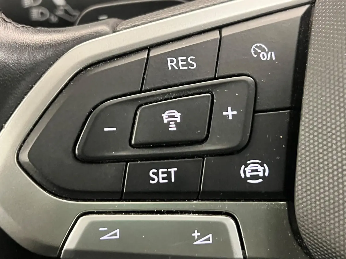 2.0 TDI Comfort Automaat Apple CarPlay Adaptive Cruise Control Camera 2 Zits